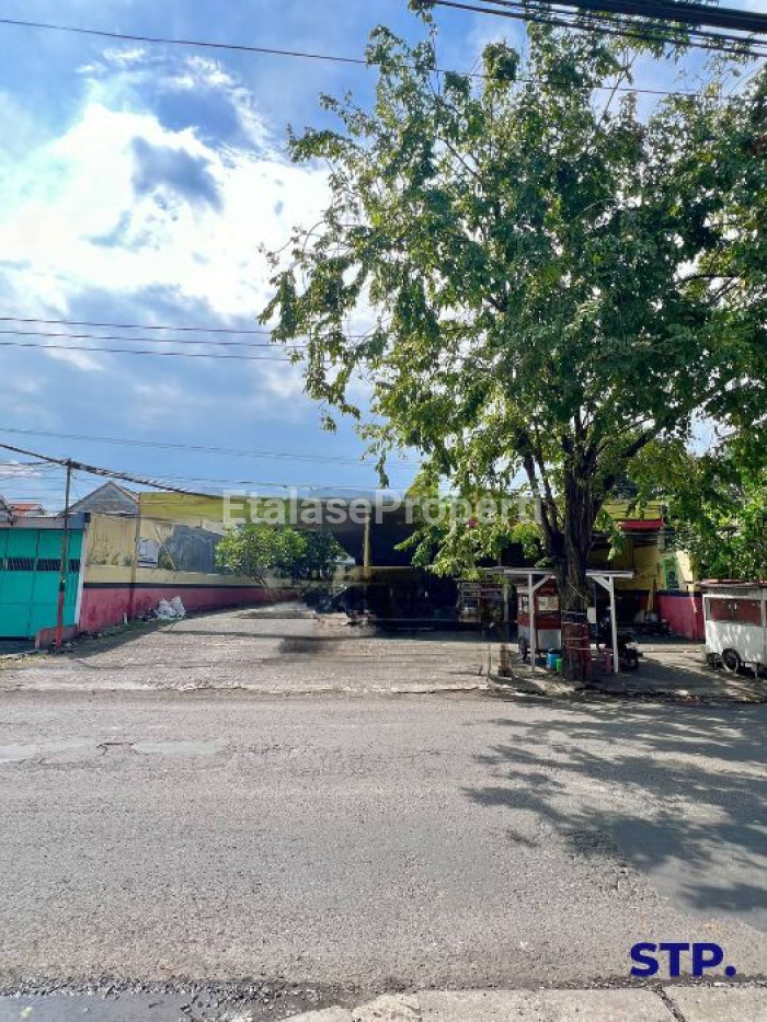 Foto properti Bangunan Usaha Di Jalan Brigjen Katamso, Sidoarjo 1