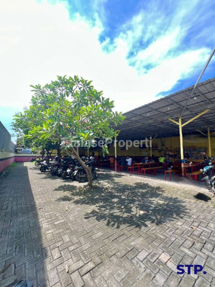 Foto properti Bangunan Usaha Di Jalan Brigjen Katamso, Sidoarjo 3