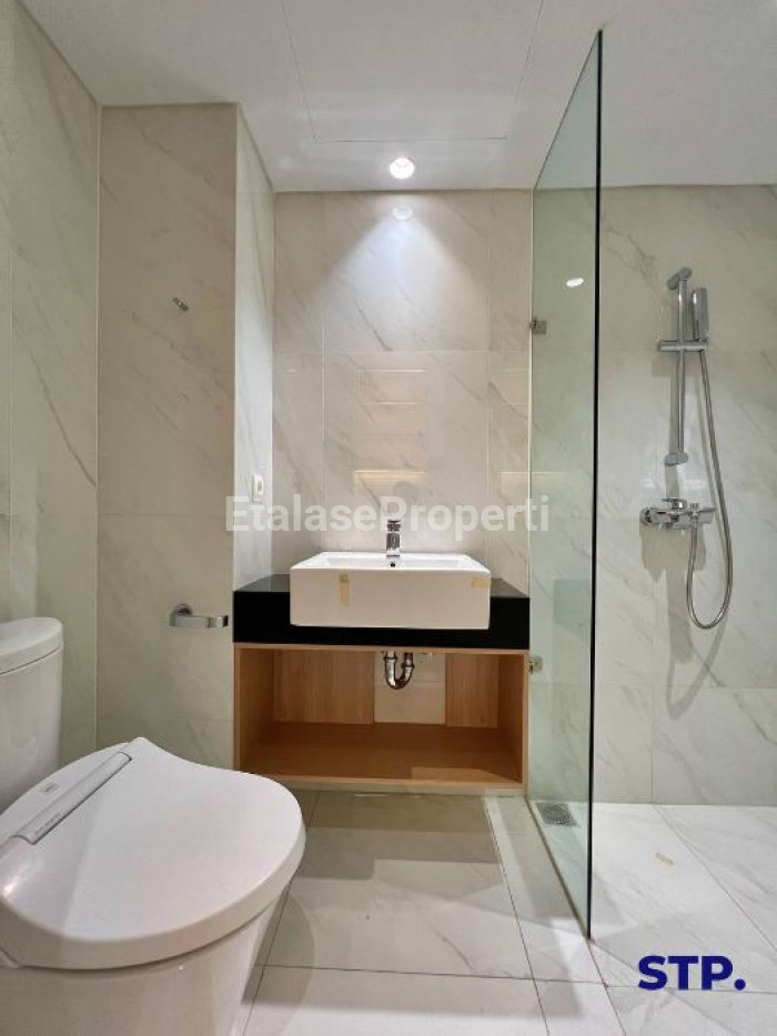Foto properti NEW Furnished, Apartemen Vertu Ciputra World Tipe Studio  Lantai 09 4