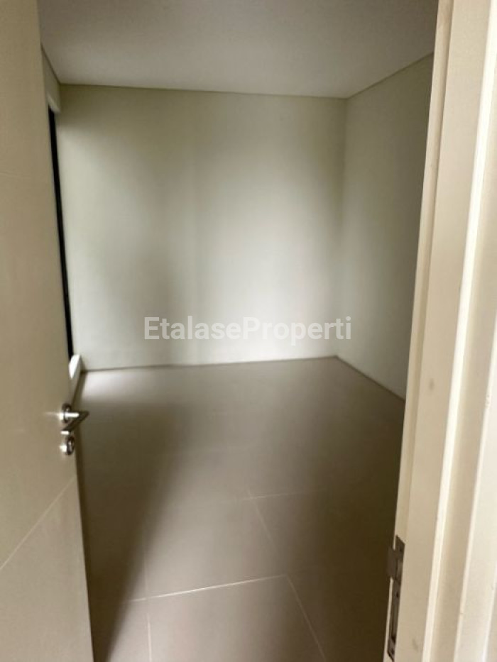 Foto properti Jual Rumah Citraland Utara Northwest (HD) 3