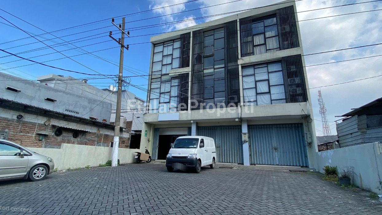 Foto properti Dijual Ruko Di Raya Lontar Dekat Citraland Siap Pakai 2