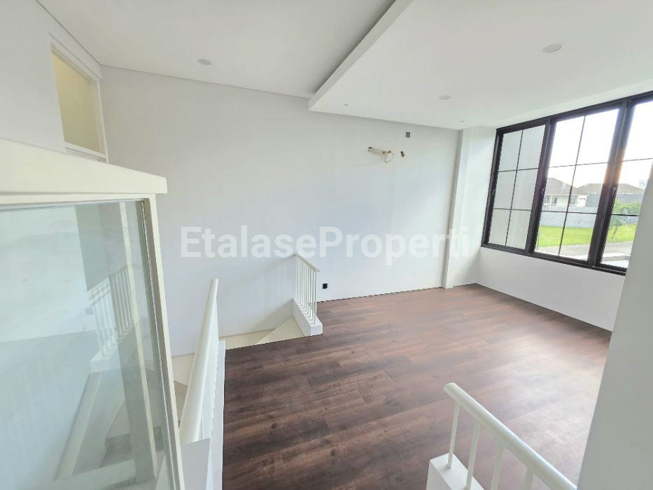 Foto properti Dijual Rumah Di Royal Residence Cluster Richmond 2