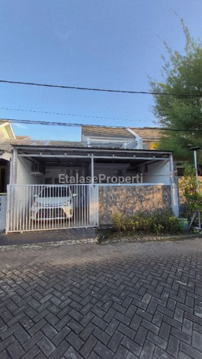 Foto properti Jual Rumah Siap Huni Minimalis Grand Semanggi Residence 1