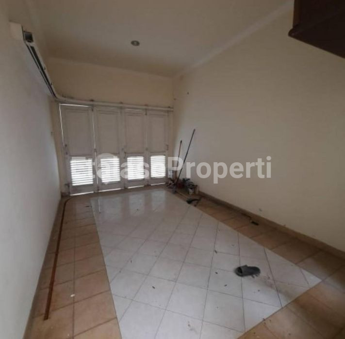 Foto properti Tenggilis Utara Habis Renovasi Furnished 6
