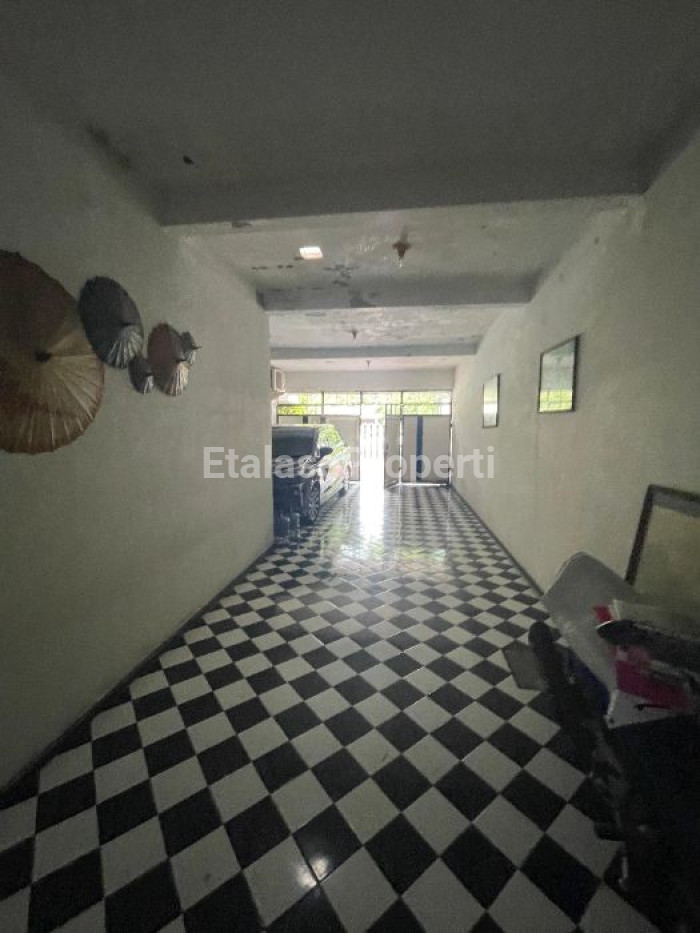 Foto properti Dijual Cepat Rumah Di Tenggilis Mejoyo 4