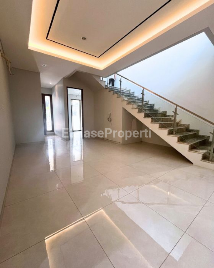 Foto properti *Dijual Rumah Baru Gress Woodland Citraland* 4