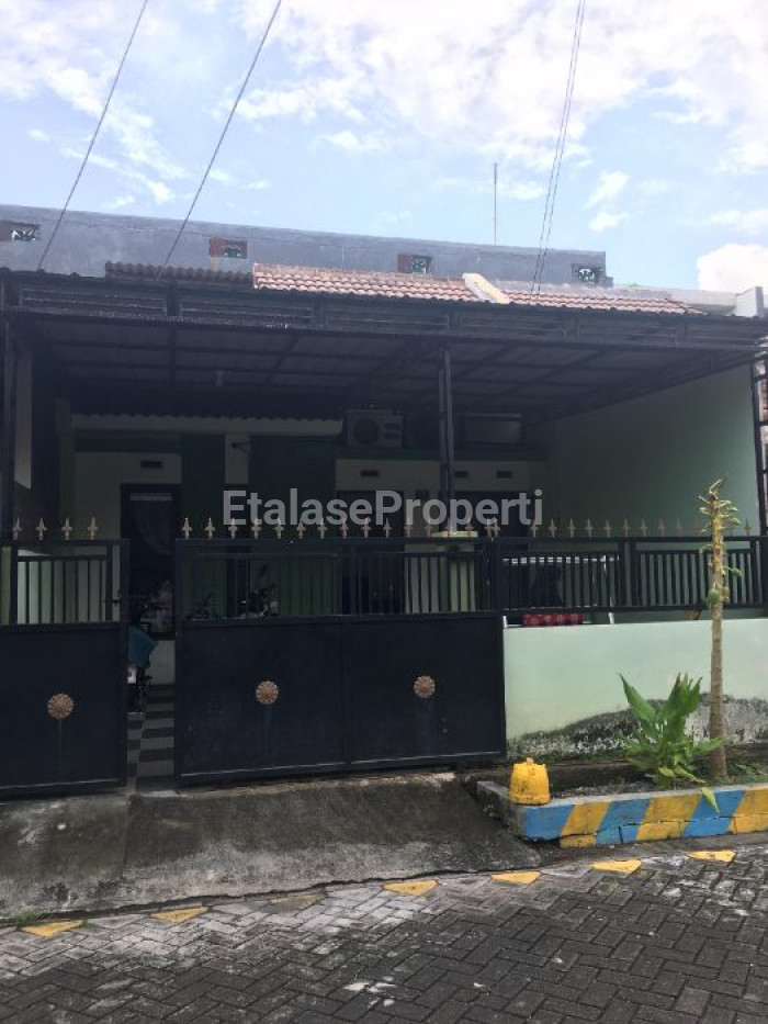 Foto properti Jual Cepat  Rumah Perumahan Palm Oasis Sememi Utara 1