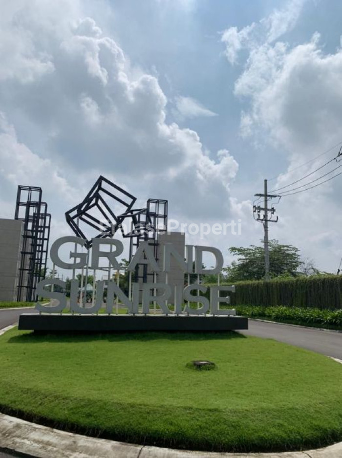 Foto properti RUMAH DISEWAKAN Perumahan Grand Sunrise, Menganti, Gresik. 3
