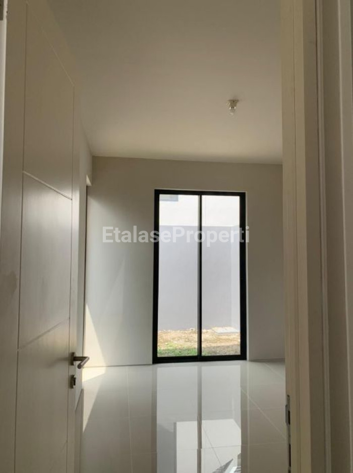 Foto properti RUMAH DISEWAKAN Perumahan Grand Sunrise, Menganti, Gresik. 8