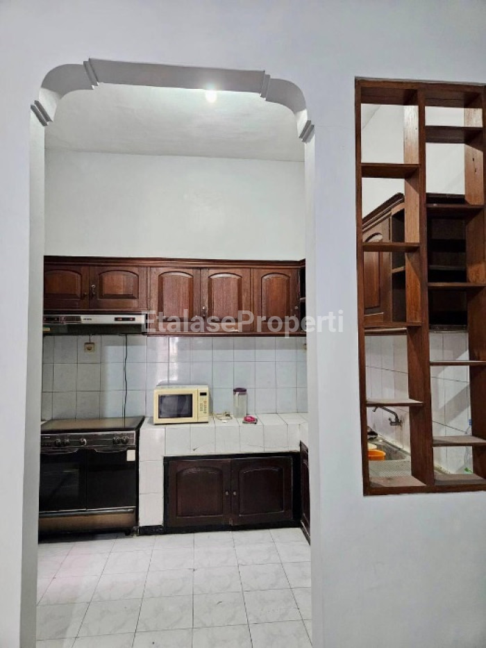 Foto properti Dijual Rumah Wisma Pagesangan, Jambangan Surabaya, Kondisi Terawat & Siap Huni, ROW Jalan Lebar.  Wisma Pagesangan III, Jambangan, Surabaya 5
