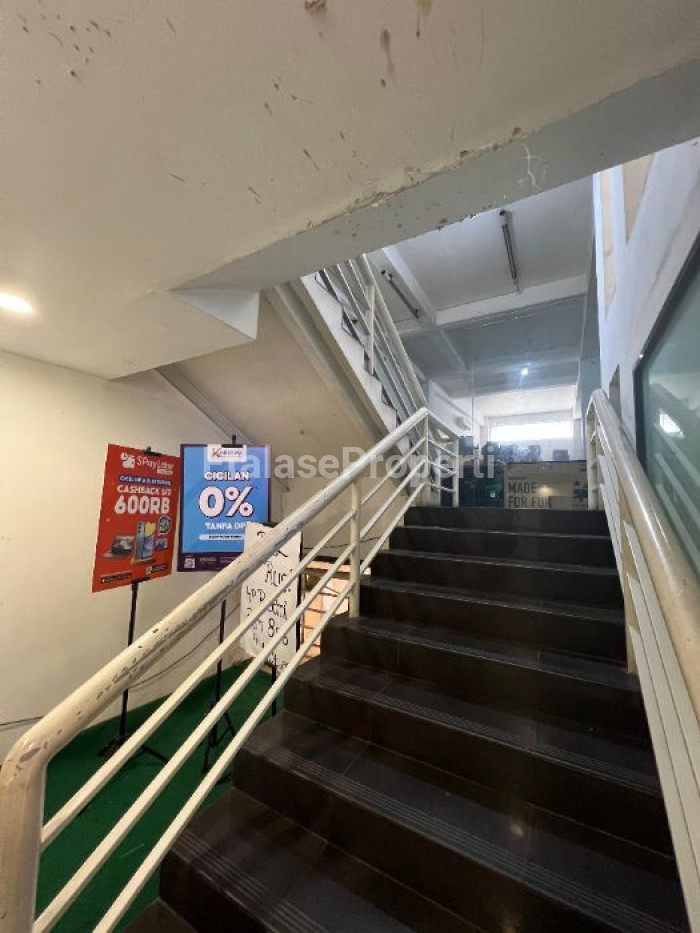 Foto properti *Dijual Ruko Pasar Besar, Malang* 6
