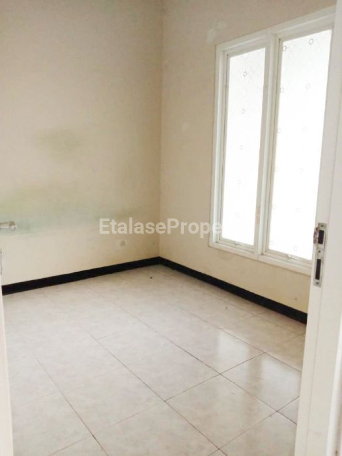 Foto properti Disewakan Rumah Di Sentra Point Raya Gunung Anyar Sawah Dekat UPN 6