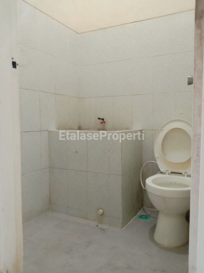 Foto properti Disewakan Rumah Di Sentra Point Raya Gunung Anyar Sawah Dekat UPN 8