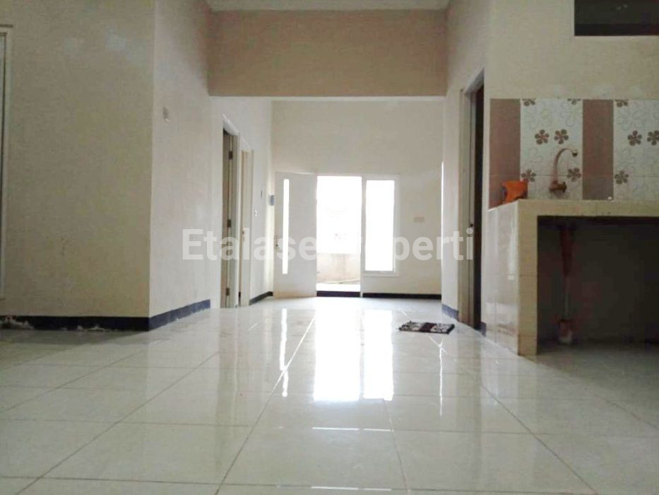 Foto properti Disewakan Rumah Di Sentra Point Raya Gunung Anyar Sawah Dekat UPN 10