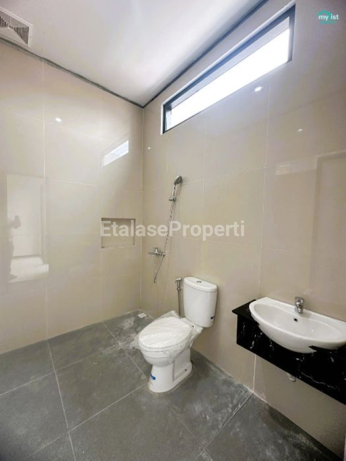 Foto properti Dijual Rumah Baru Villa Kalijudan Indah Dekat Galaxy Mall 10