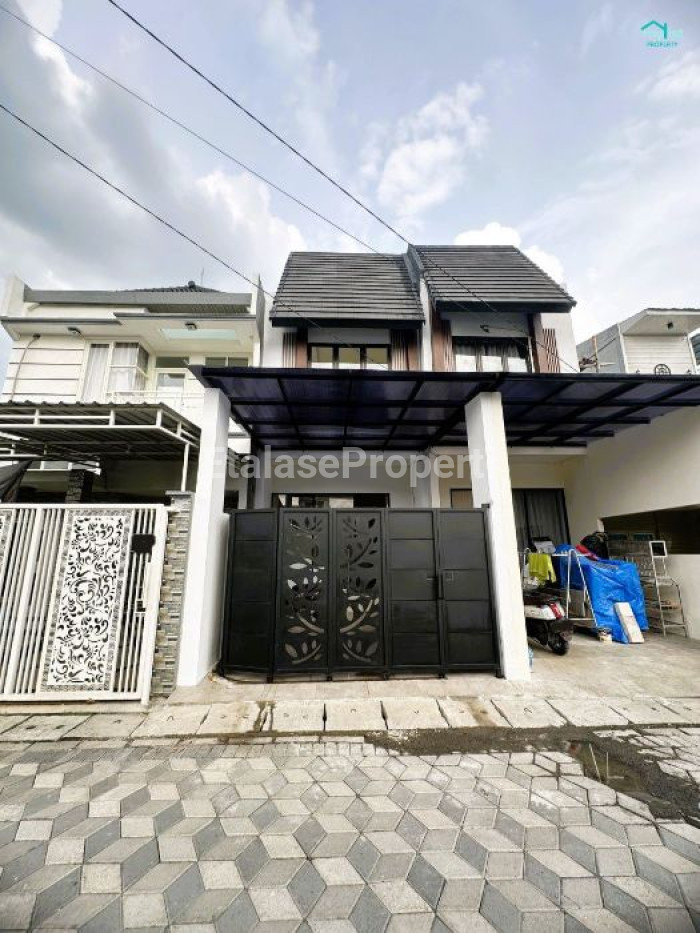 Foto properti Disewakan Rumah Royal Paka Dekat UPN MERR Baru Gress 1