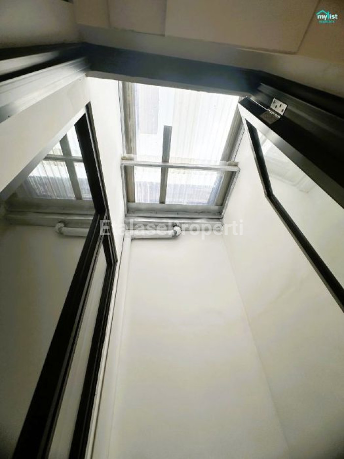 Foto properti Disewakan Rumah Royal Paka Dekat UPN MERR Baru Gress 4