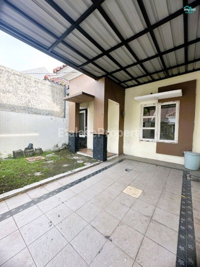 Foto properti Disewakan Rumah Di Purimas Gununganyar MERR UPN 3