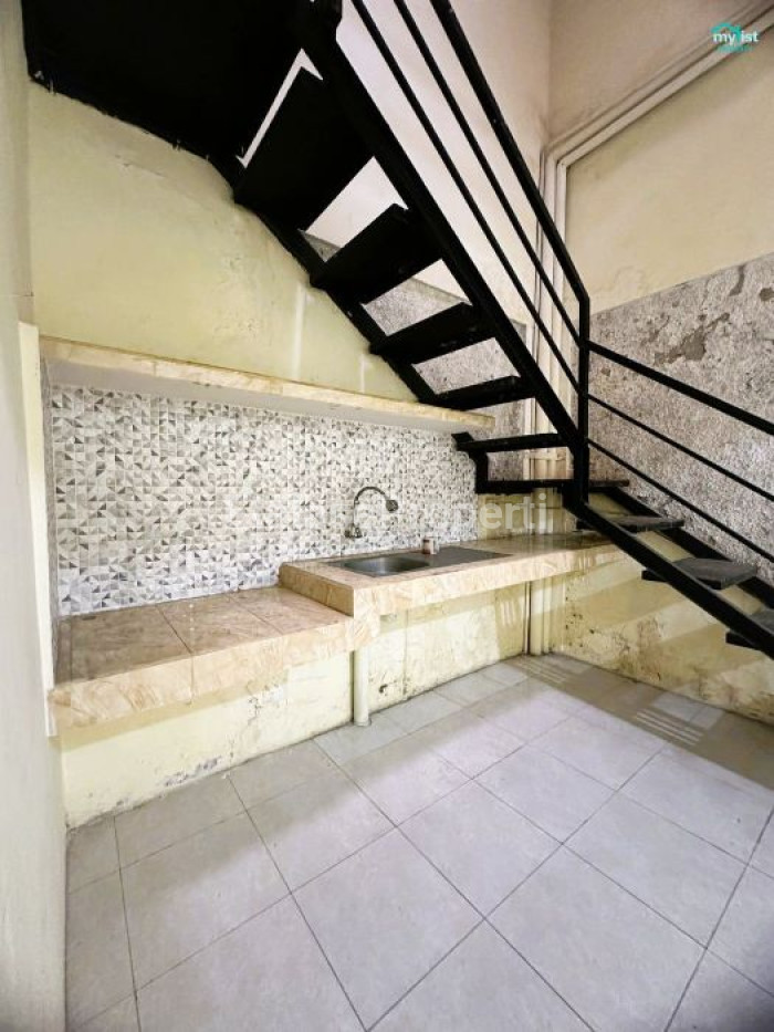 Foto properti Disewakan Rumah Di Purimas Gununganyar MERR UPN 8