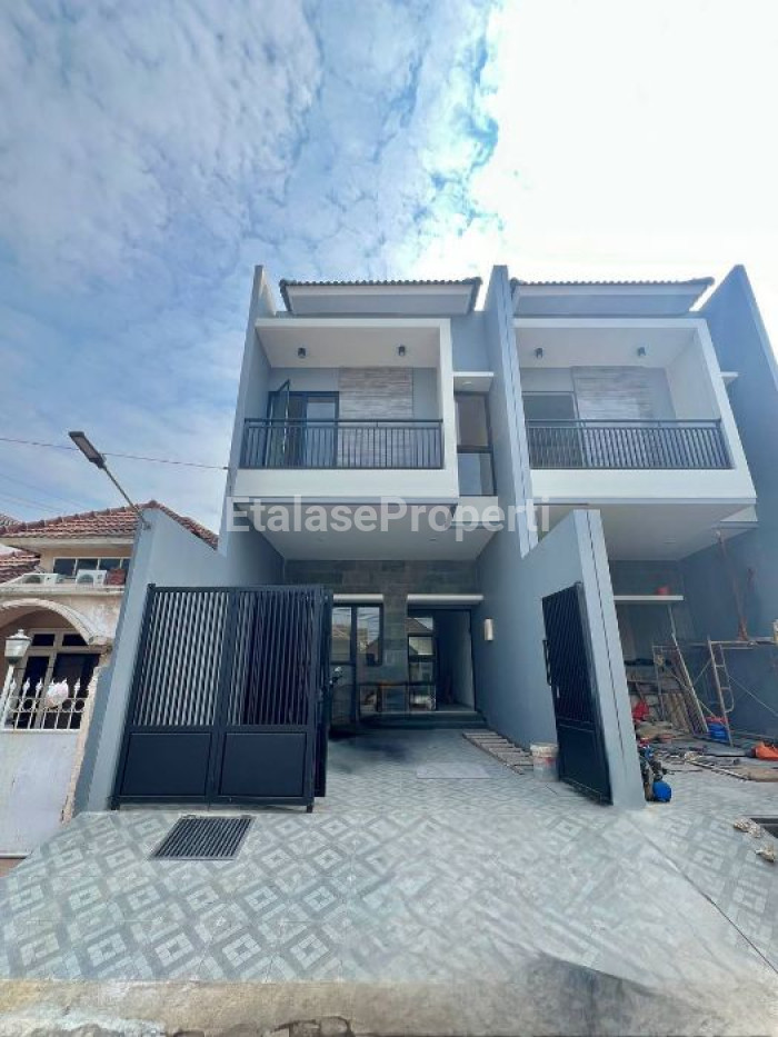 Foto properti Rumah Baru Minimalis Di Nirwana Eksekutif 1