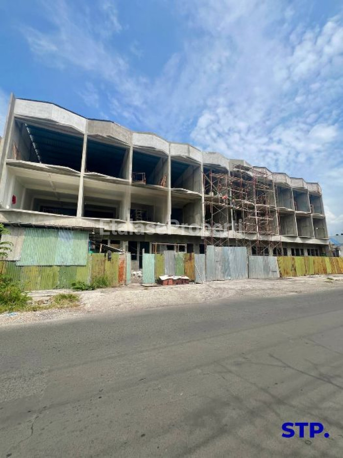 Foto properti 10 UNIT JEJER, Ruko Modern-classic 4 Lantai Di Kedung Asem - MERR 3