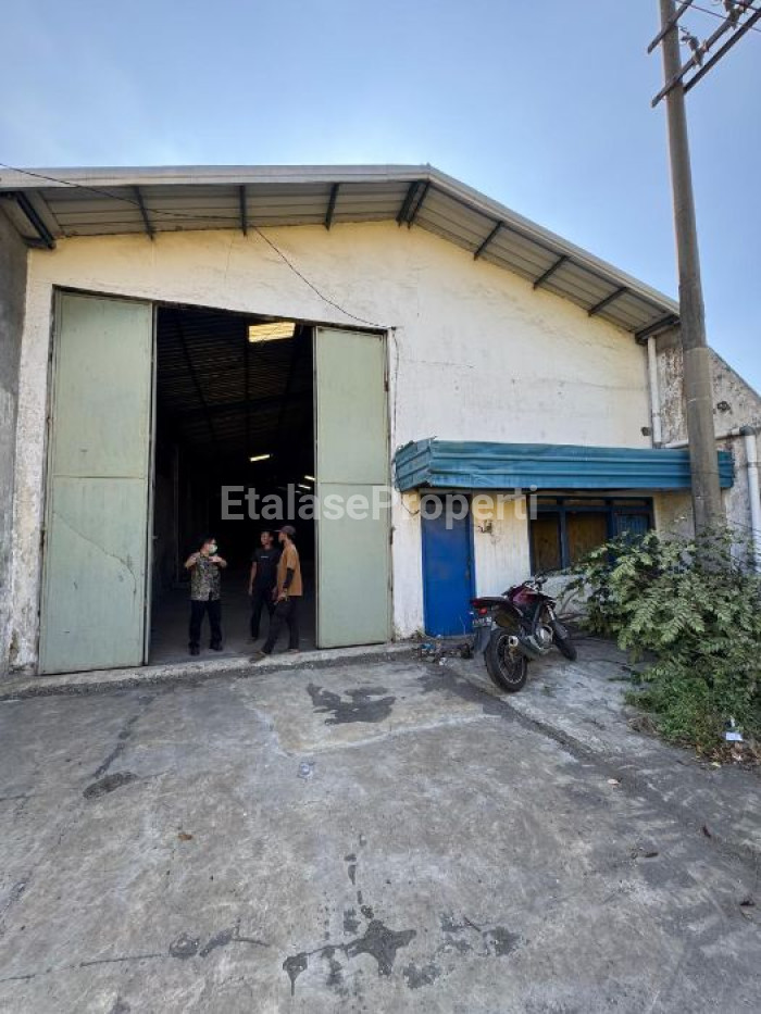 Foto properti Dijual Gudang Di Nol Jalan Raya Jemundo Sidoarjo 1