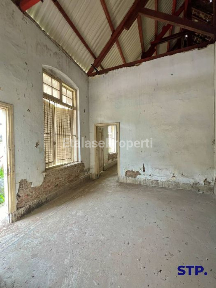 Foto properti Disewakan Bangunan Usaha Di Jalan Tumapel Raya Darmo 7