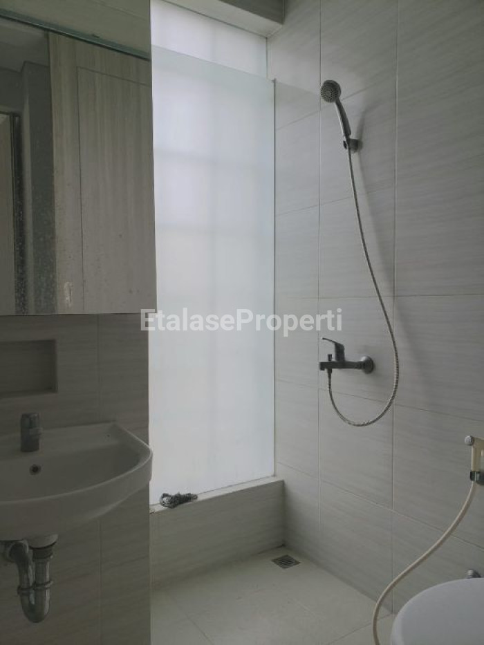 Foto properti Dijual GRAND PAKUWON  Queensland 3