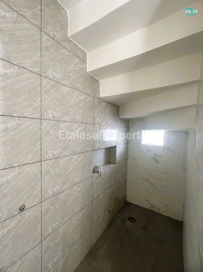 Foto properti Dijual Rumah Baru Gress Tenggilis Mejoyo Dekat Ubaya 10