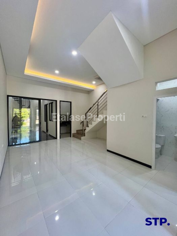 Foto properti Rumah Baru Modern Di Perumahan Villa Kalijudan Indah 3