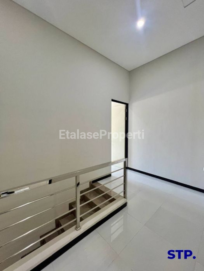 Foto properti Rumah Baru Modern Di Perumahan Villa Kalijudan Indah 6