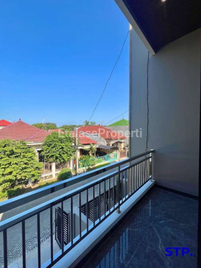 Foto properti Rumah Baru Modern Di Perumahan Villa Kalijudan Indah 10