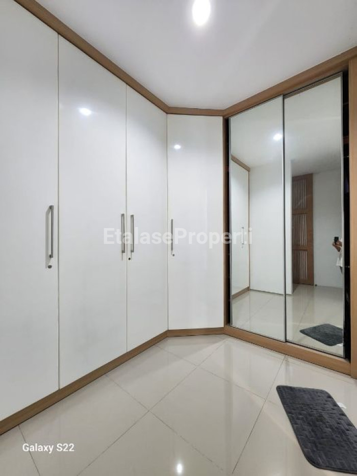 Foto properti Disewakan Rumah Citraland Utama Crystal Golf Dekat Pakuwon 3