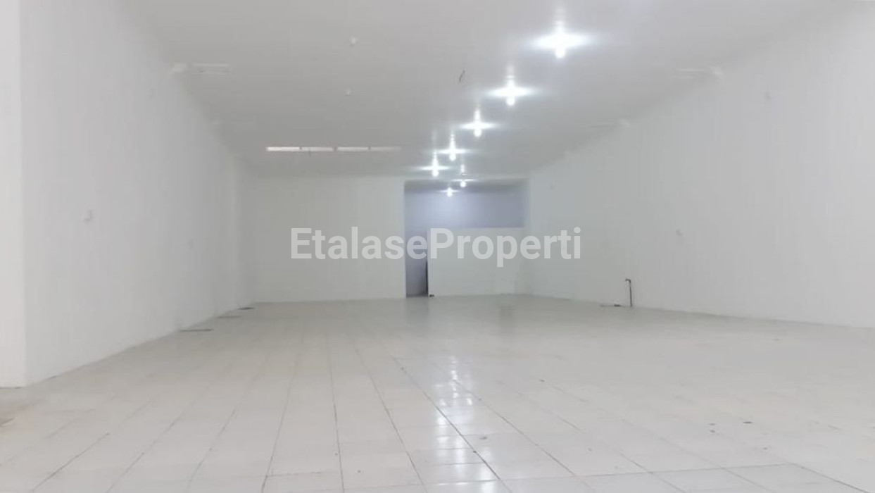 Foto properti Disewakan Lokasi Komersial Raya Manyar Kertoarjo Dekat Gubeng 2