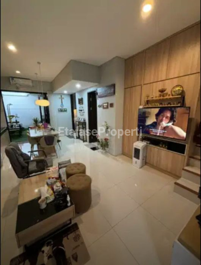 Foto properti Dijual Rumah Siap Huni Di Oakwood Park, Citraland 2
