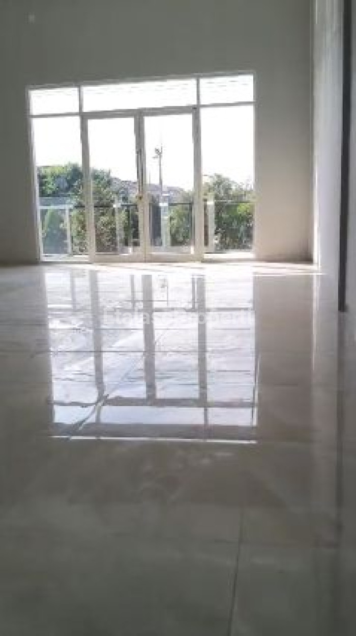 Foto properti Di Jual Atau Di Sewakan Ruko 2 Lantai Di Raya Lidah Harapan Barat, Surabaya 4