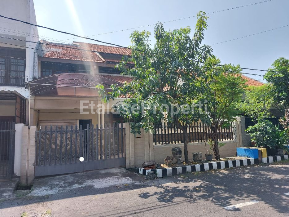 Foto properti Dijual Rumah Terawat Siap Huni Rungkut Asri Barat 1