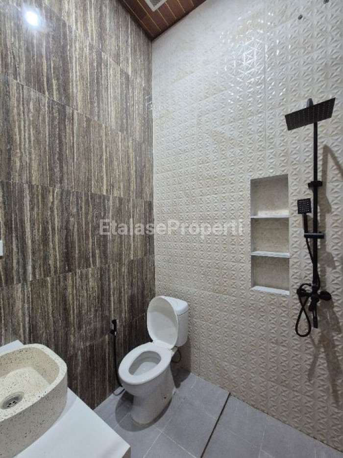 Foto properti Rumah Murah Di Wonorejo Rungkut Dekat Nirwana Eksekutif Dan MERR 10