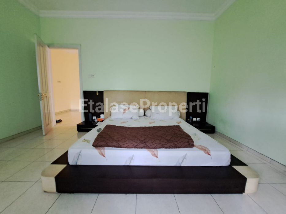 Foto properti RUMAH CLASSIC  WISATA BUKIT MAS 1 HOOK JUAL CEPAT!!! HARGA 4M-AN 3