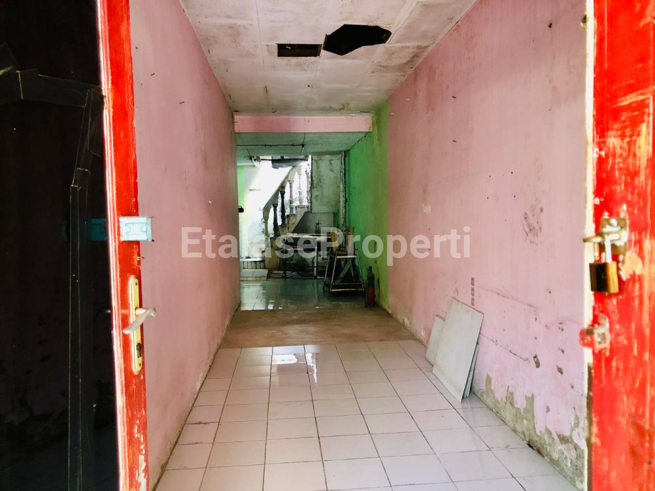 Foto properti Dijual Rumah Lokasi Strategis Mepet Surabaya, Perumahan Griya Wage, Sidoarjo 7