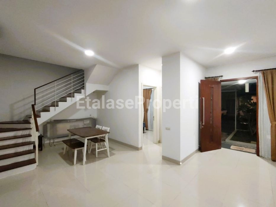 Foto properti Rumah Grand Harvest Minimalis Dekat Gunungsari Wiyung 5