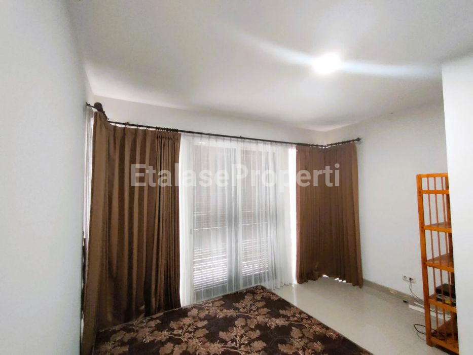 Foto properti Rumah Grand Harvest Minimalis Dekat Gunungsari Wiyung 7