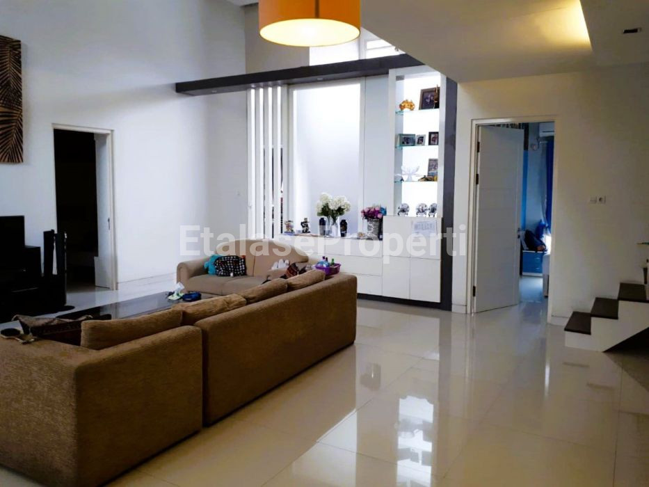 Foto properti Rumah Mezzanine Sutorejo Utara Dekat Mulyorejo Pakuwon City 7