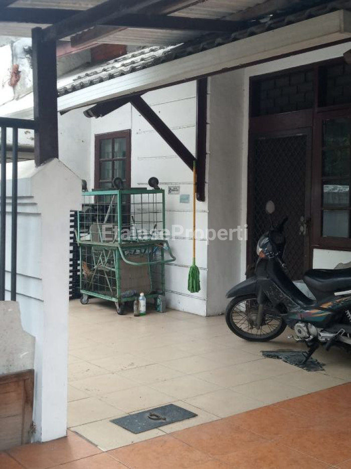 Foto properti *Dijual Rumah Rungkut Mapan Tengah* 1