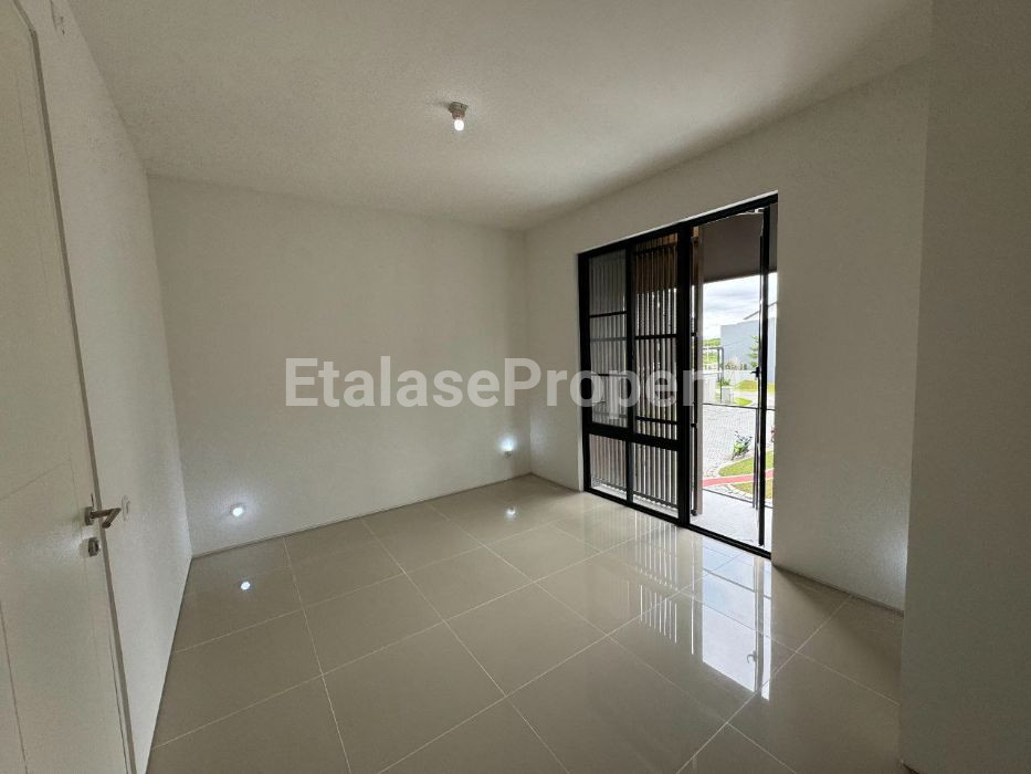 Foto properti Disewakan Rumah Amesta Living Nol Jalan OERR Dekat Rungkut, Gununganyar, Raya MERR 4