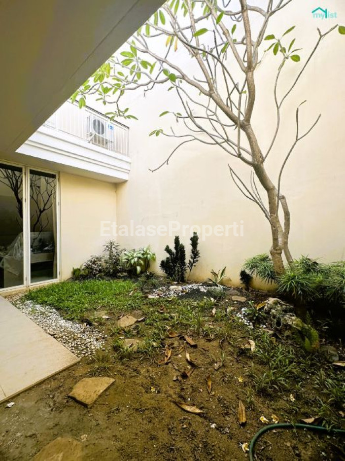 Foto properti Rumah Baru Di Long Beach Pakuwon City Kenjeran Mulyosari 7