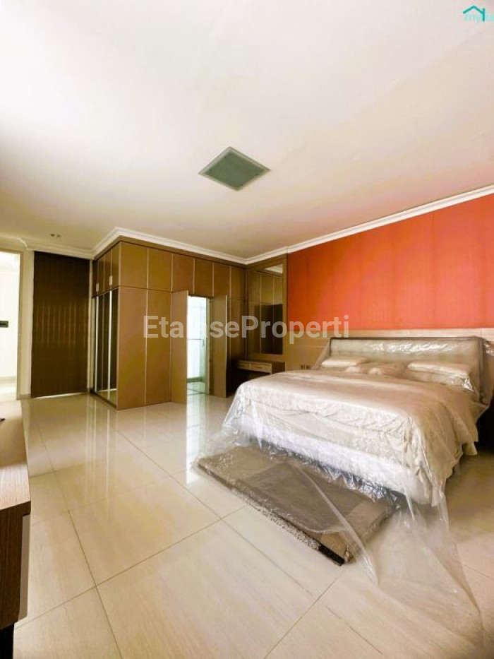 Foto properti Rumah Baru Di Long Beach Pakuwon City Kenjeran Mulyosari 8