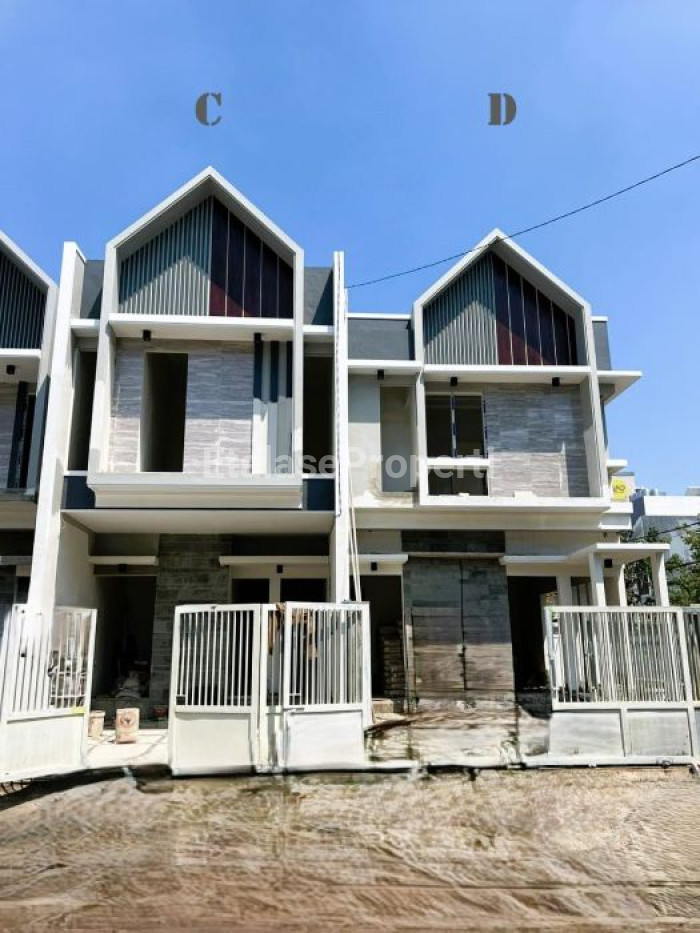 Foto properti Rumah Baru Gress Tenggilis Tengah Dekat Raya Prapen Jemursari Ubaya 4