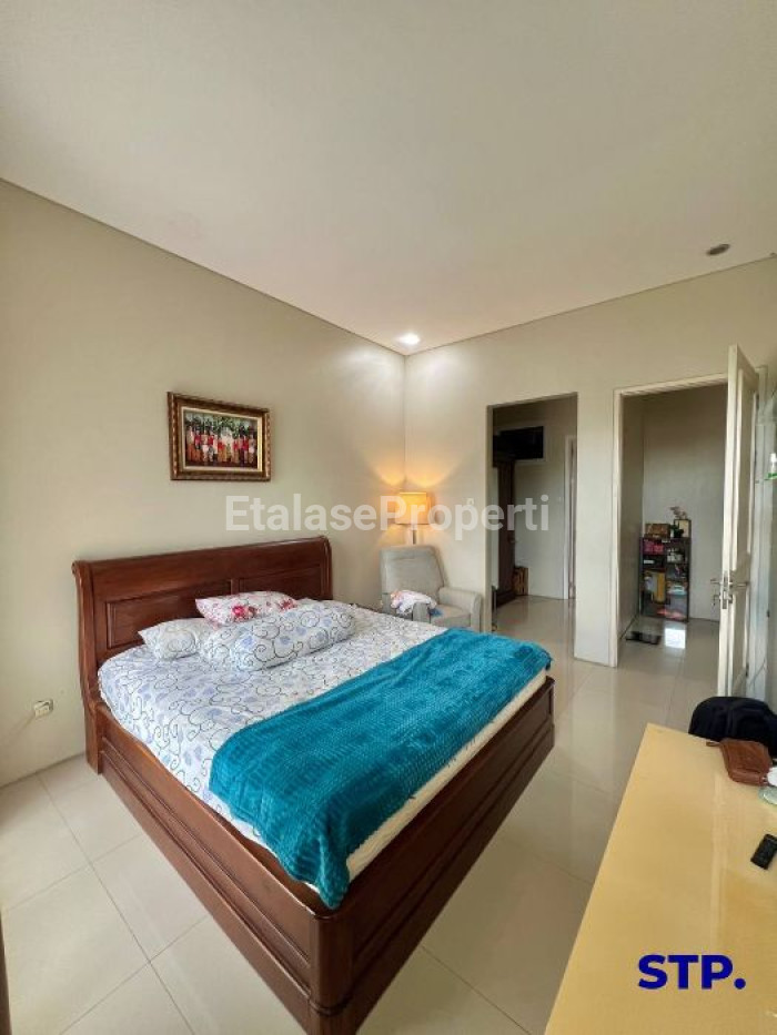 Foto properti Rumah Royal Residence Cluster Addington 9