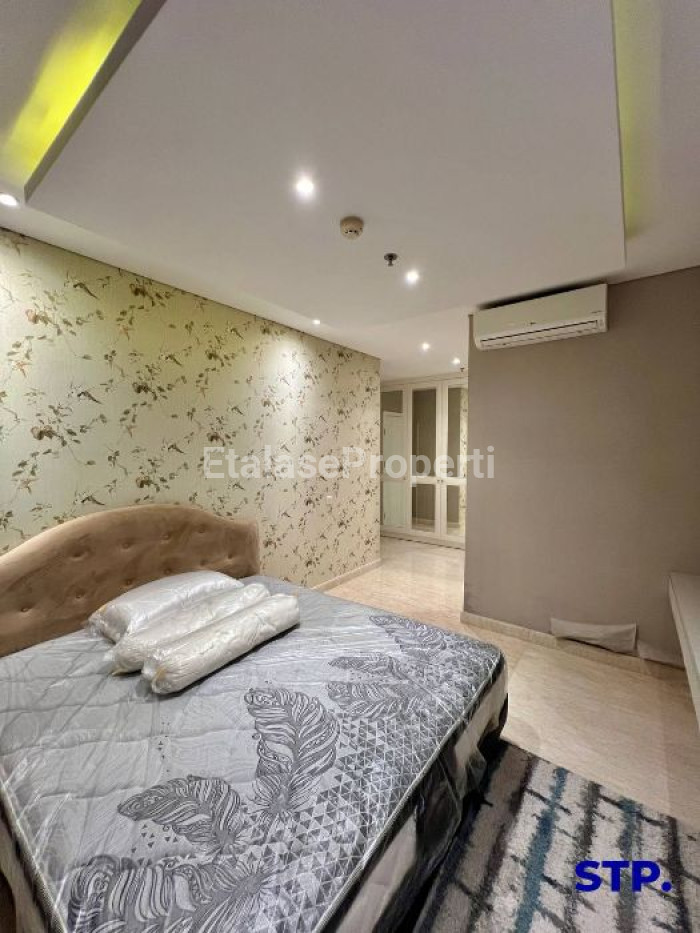 Foto properti Disewakan Apartemen Voila Ciputra World Surabaya 2 Bedroom Private Lift 5